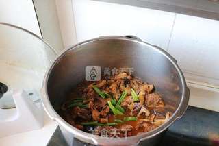 香菇红烧鸡的做法步骤:16