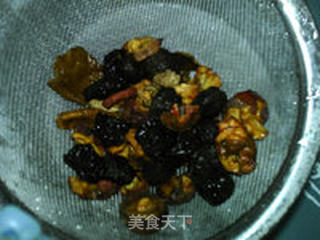 酸梅汤的做法步骤：2