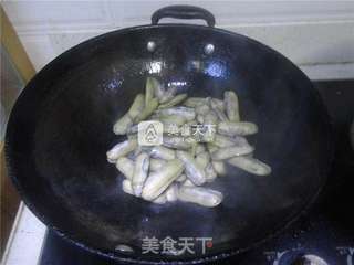 韭菜炒蛏的做法步骤：4