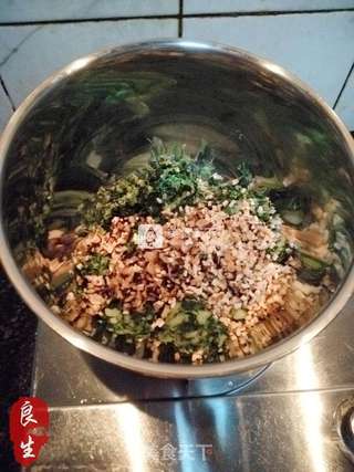 中点传奇—香菇青菜包的做法步骤:7