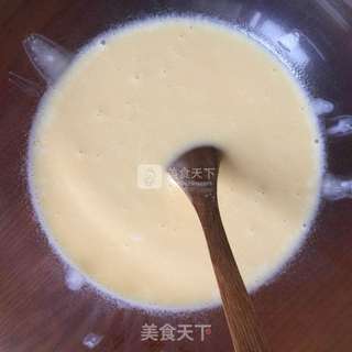 【超人气】港式奶黄月饼的做法步骤：1