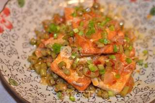 酸缸豆蒜蓉豆腐的做法步骤：7