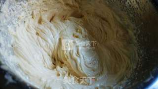 甜到忧伤的奶油杯子蛋糕的做法步骤:12
