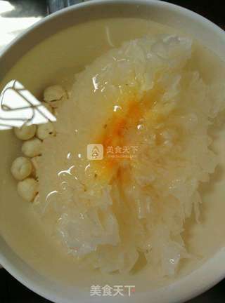 银耳糖水的做法步骤:3