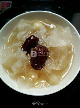 银耳糖水的做法步骤:7