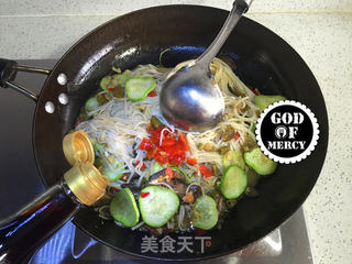 剁椒羊肉酸汤焖面的做法步骤:13