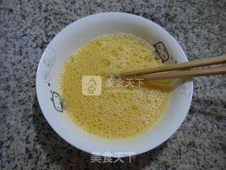 五花肉鸡蛋带豆炒面的做法步骤:3