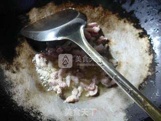 五花肉鸡蛋带豆炒面的做法步骤:6