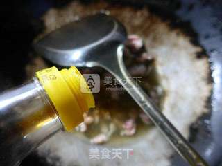五花肉鸡蛋带豆炒面的做法步骤:8