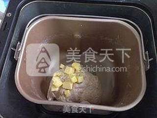 全麦肉松吐司的做法步骤:2