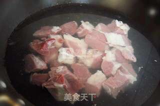 土豆炖牛肉的做法步骤：3