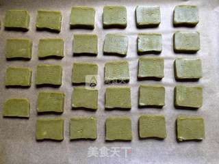 抹茶手工曲奇的做法步骤:12
