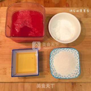 西瓜蜂蜜冰棍的做法步骤:3
