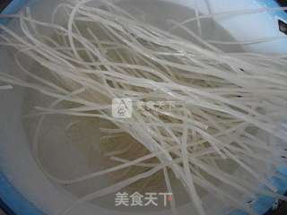 鸡肉炖粉条的做法步骤:4