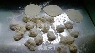 云南洋芋饼(土豆泥饼)的做法步骤:5