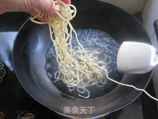 腐乳芝麻酱拌面的做法步骤:4