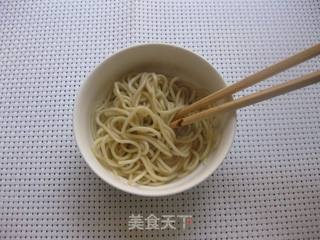 腐乳芝麻酱拌面的做法步骤:5