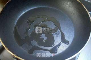 洋葱咸酥条的做法步骤:2