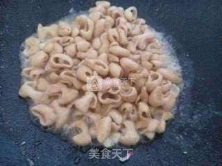 尖椒肥肠的做法步骤:5