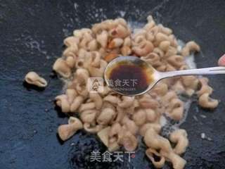 尖椒肥肠的做法步骤:7