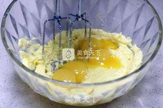 德普烤箱食谱——沙加蛋糕的做法步骤:2
