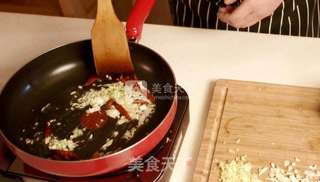 避风塘炒元宵的做法步骤:5