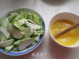 丝瓜炒鸡蛋的做法步骤:2