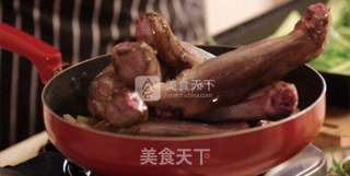 意大利炖烤小羊腿的做法步骤:13