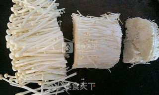 香肠金针菇蒸粉丝的做法步骤:2