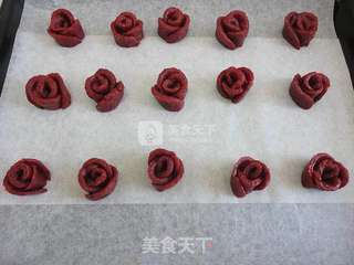 玫瑰花饼干的做法步骤:13