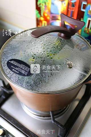 有机南瓜小米腊肉盅的做法步骤:8