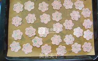 花朵薄饼干的做法步骤:15