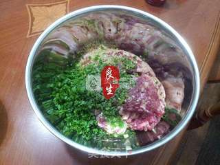小笼包肉馅制法的做法步骤:7