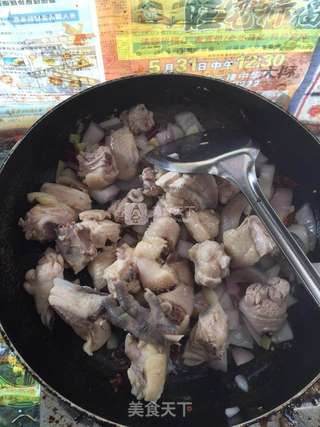 口蘑烧鸡的做法步骤:7