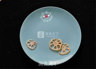 【皮蛋拼盘】荷塘情深的做法步骤:2