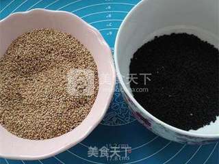 黑白芝麻酥的做法步骤:2