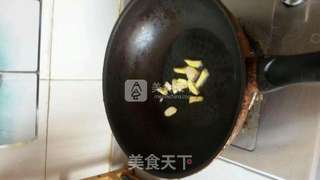 土豆炖排骨的做法步骤:4
