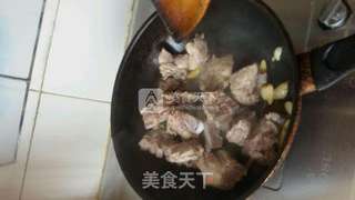 土豆炖排骨的做法步骤:6