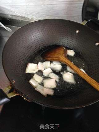 平淡的美味“花菜炒肉”的做法步骤:3