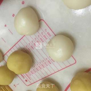 冰皮绿豆月饼的做法步骤:6