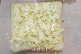香蕉芝士面包片的做法步骤:2