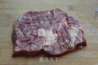 简简单单更美味——红酒牛排的做法步骤:2