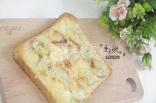 香蕉芝士面包片的做法步骤:4