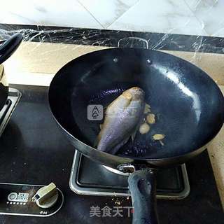 内里乾坤红烧小黄鱼的做法步骤:10