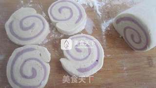 紫薯螺旋“豆沙包”的做法步骤:2
