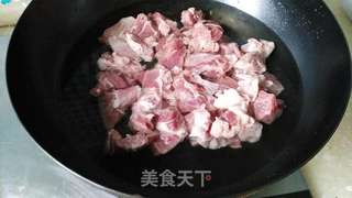 牛肉炖土豆的做法步骤:2
