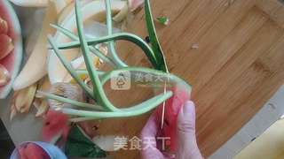 缤纷水果盘的做法步骤:4