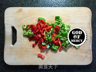 节日餐桌的必备菜爆炒腰花的做法步骤:4