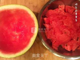 西瓜果冻的做法步骤:2