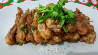椒盐九肚鱼的做法步骤:5